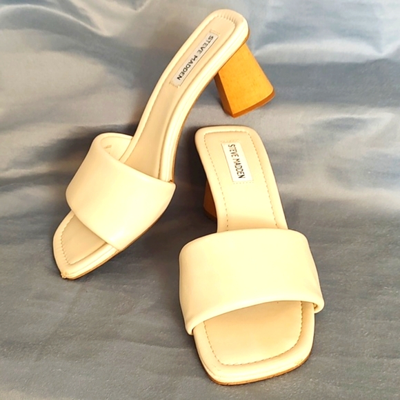 Steve Madden Modern Kinda Gal Wood Triangle Slide Sandales/Size 8 - Picture 6 of 9